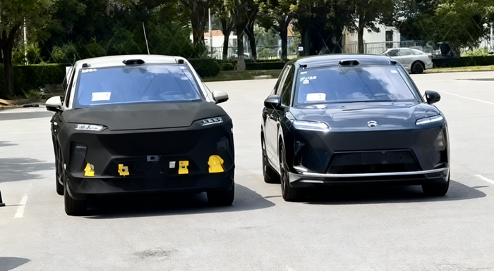 Nio ES9 spyshots reveal massive dimensions next to China’s largest electric SUV