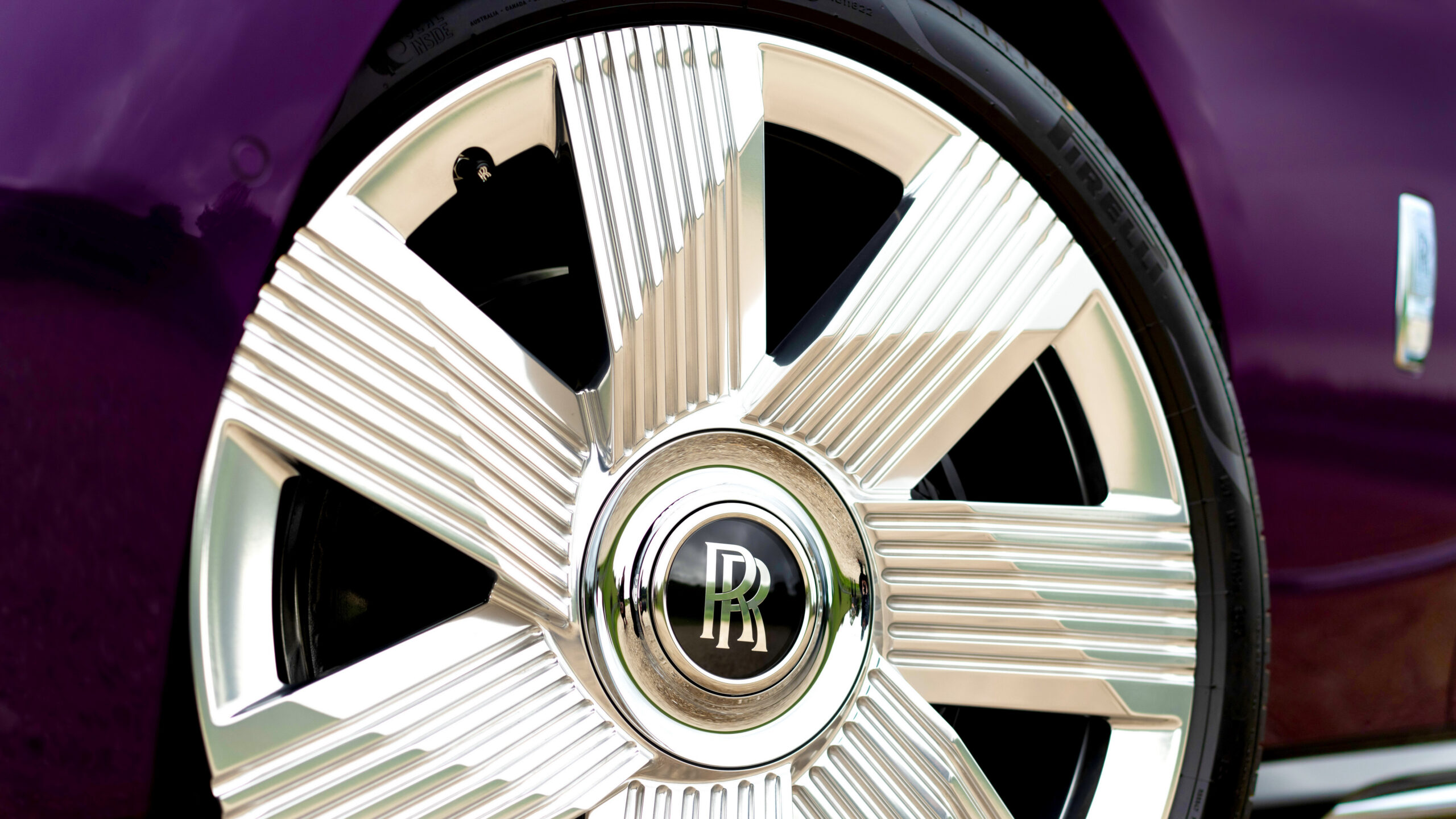 Even Rolls-Royce Is Now Doing EV Discounts Like It’s A Kia