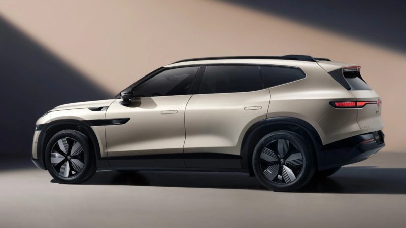 5-meter EV, dual motors with 700 km range